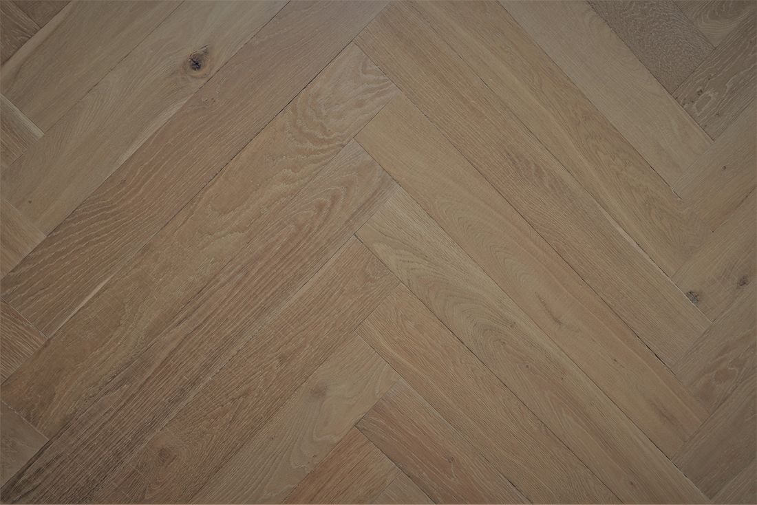 Avignon Herringbone