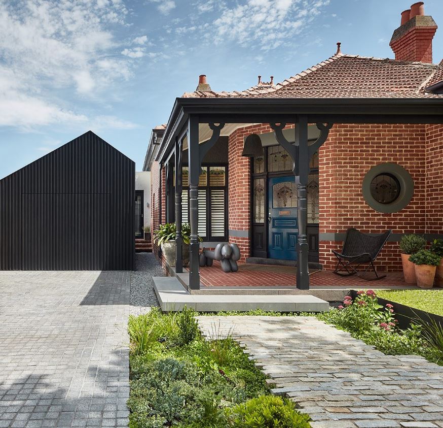 Loden Quartz Traditional Filleti Stone 30-50mm