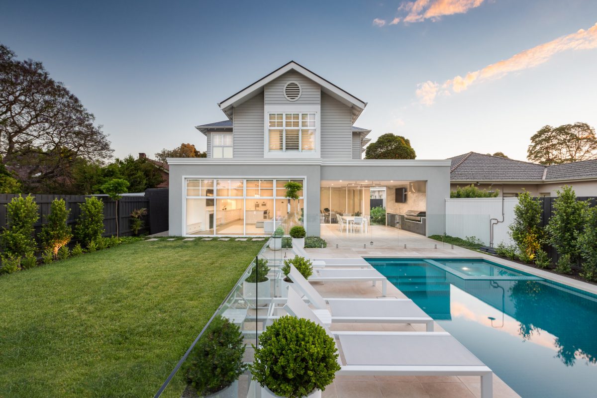 Mocha Tumbled Travertine Pool Copping