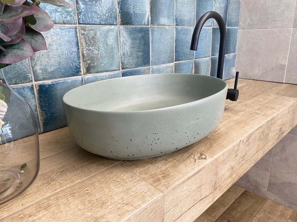 Grand Oval Vessel Basin - ceramica living mock up